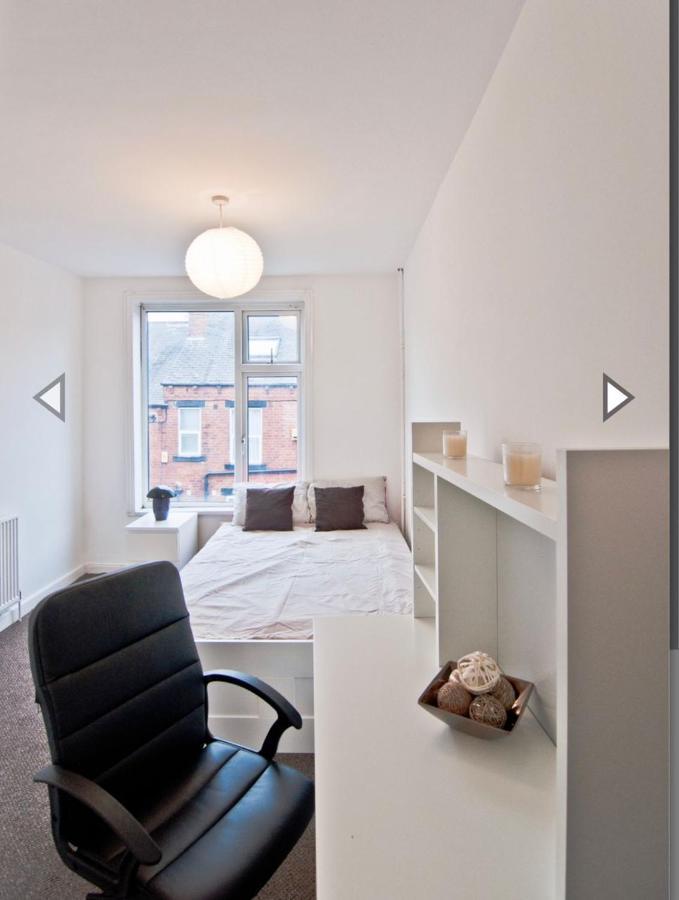 Budget Double Room Close To Leeds University And City Centre ภายนอก รูปภาพ